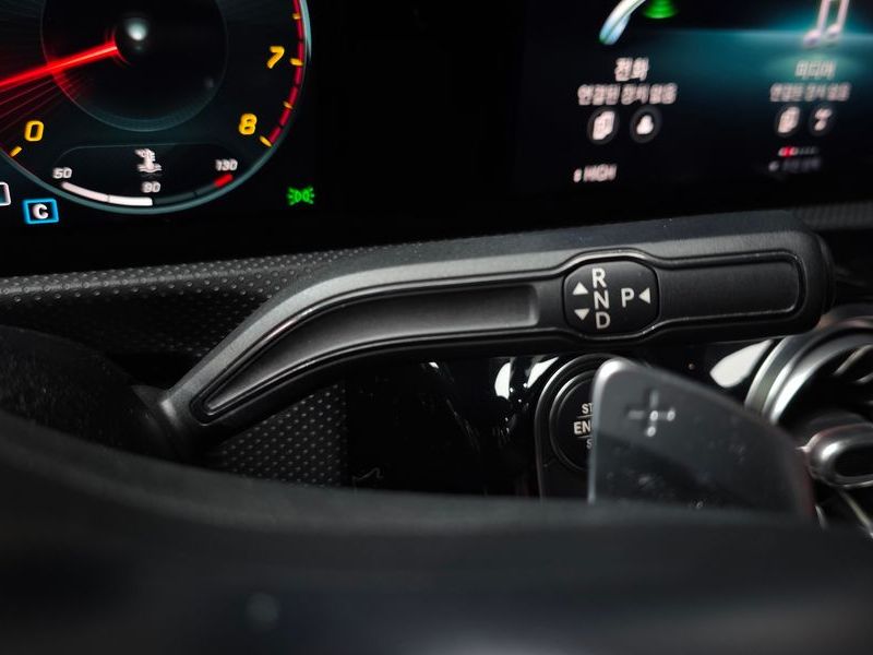 2020 Mercedes-Benz A-Class CLA250 4MATIC photo 9