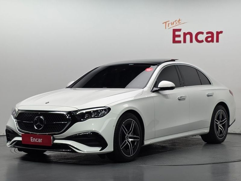 2026 Mercedes-Benz E-Class E200 AMG Line photo 1