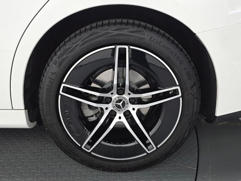 2026 Mercedes-Benz E-Class E200 AMG Line photo 21