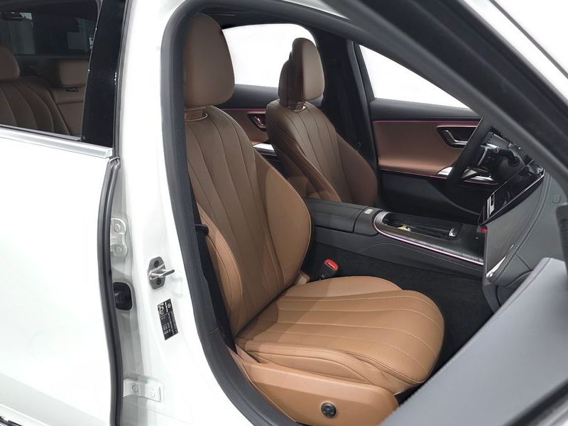 2026 Mercedes-Benz E-Class E200 AMG Line photo 26