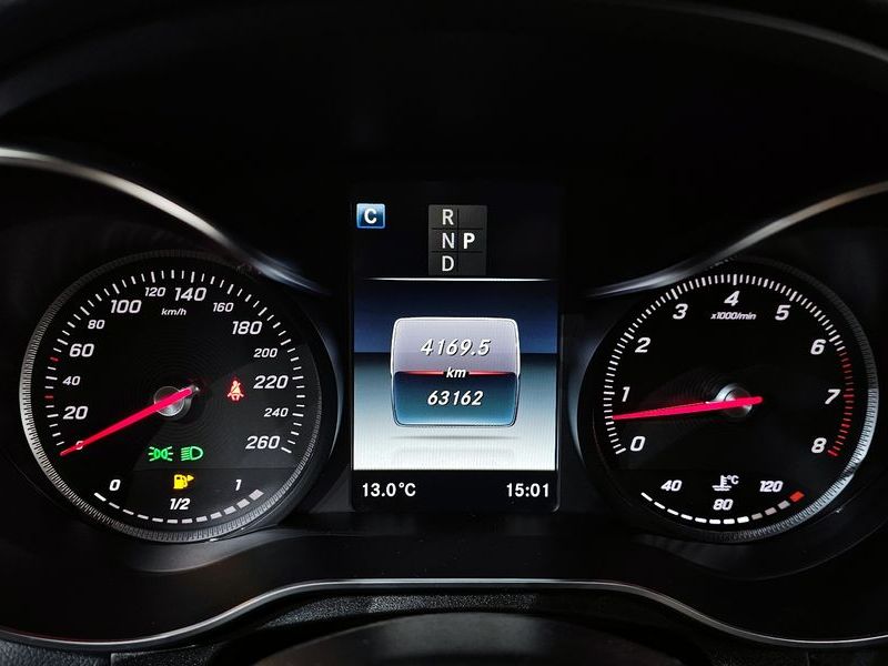 2019 Mercedes-Benz C-Class GLC300 4MATIC AMG Line Coupe photo 8