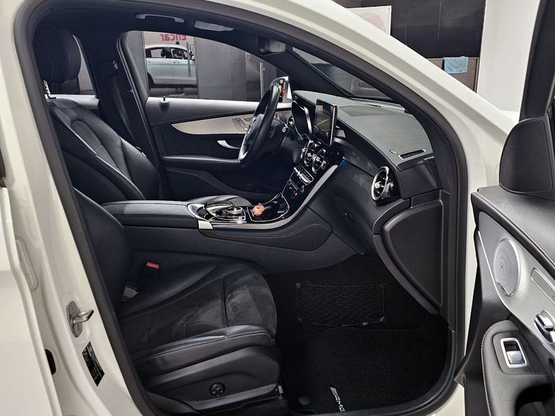 2019 Mercedes-Benz C-Class GLC300 4MATIC AMG Line Coupe photo 10