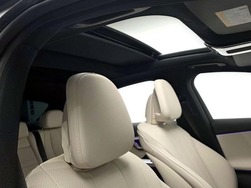 2026 Mercedes-Benz E-Class E200 AMG Line photo 16