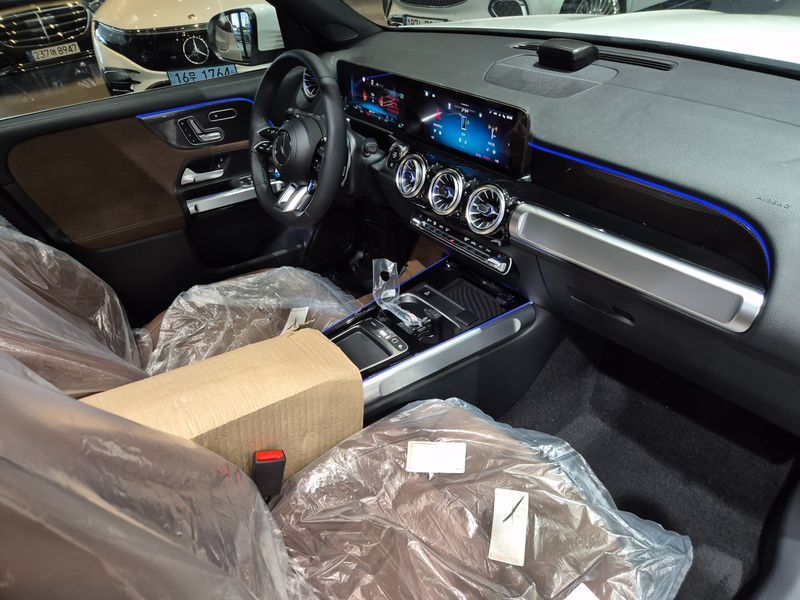 2026 Mercedes-Benz B-Class AMG GLB35 4MATIC photo 18