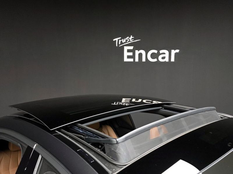 2026 Mercedes-Benz E-Class E200 AMG Line photo 20
