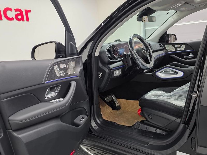 2025 Mercedes-Benz E-Class GLE450 4MATIC AMG Line photo 10