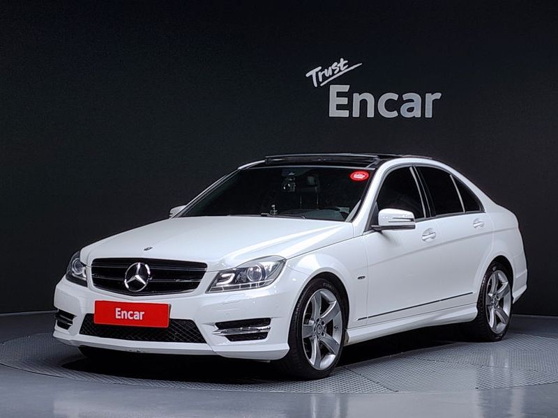 2014 Mercedes-Benz C-Class C220 CDI 4MATIC Edition C photo 1