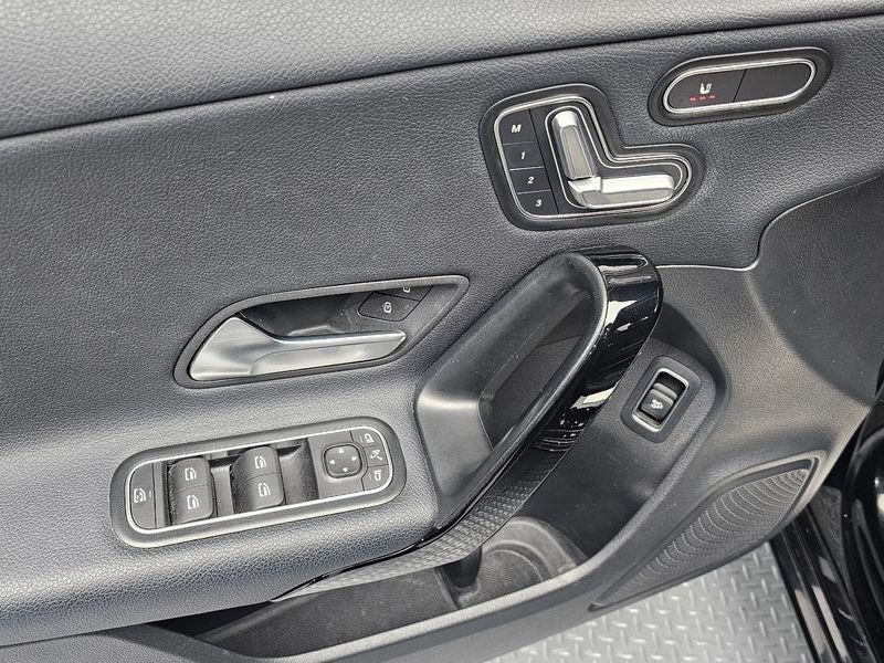 2020 Mercedes-Benz A-Class A220 Sedan photo 15