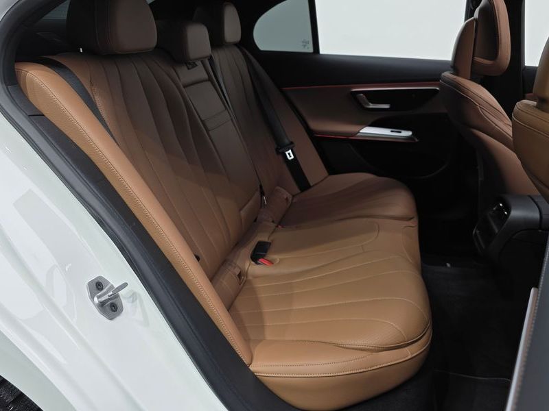 2026 Mercedes-Benz E-Class E200 AMG Line photo 12