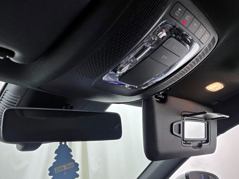 2025 Mercedes-Benz A-Class A220 Sedan photo 17