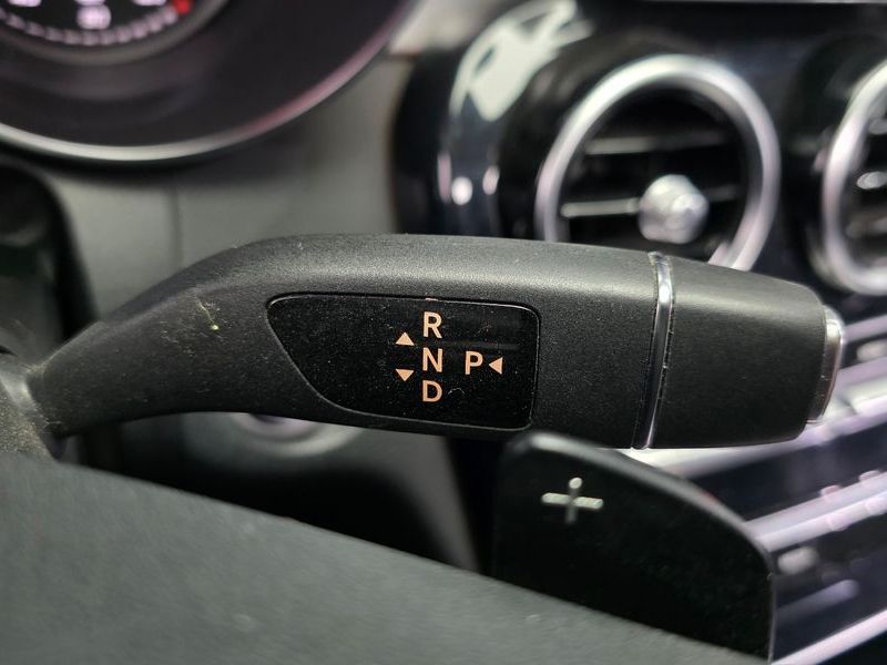 2015 Mercedes-Benz C-Class C220 BlueTEC Avantgarde photo 9
