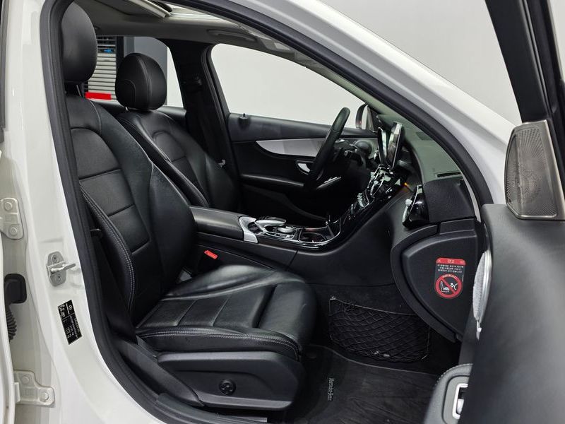 2015 Mercedes-Benz C-Class C220 BlueTEC Avantgarde photo 11