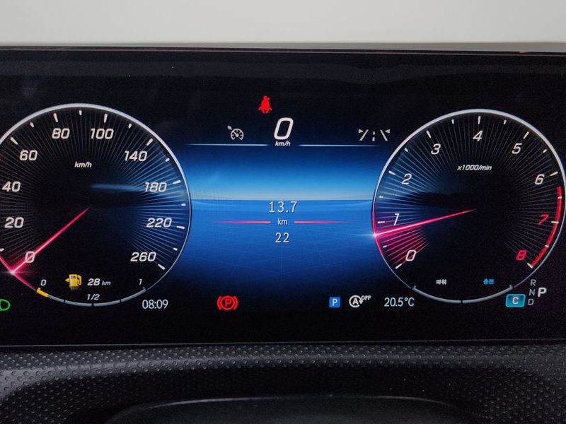 2025 Mercedes-Benz A-Class A220 Sedan photo 8