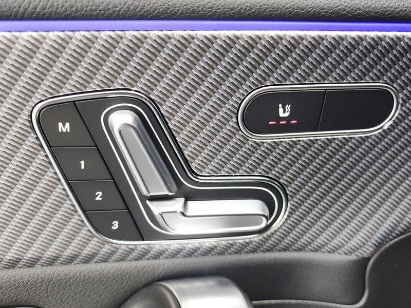 2025 Mercedes-Benz A-Class A220 Sedan photo 15