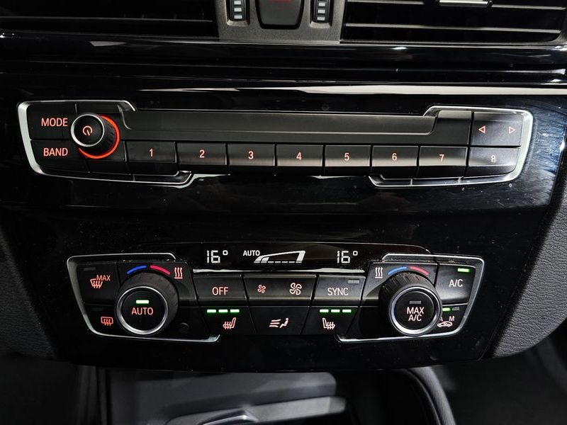 2019 BMW X1 xDrive 18d Joy photo 17