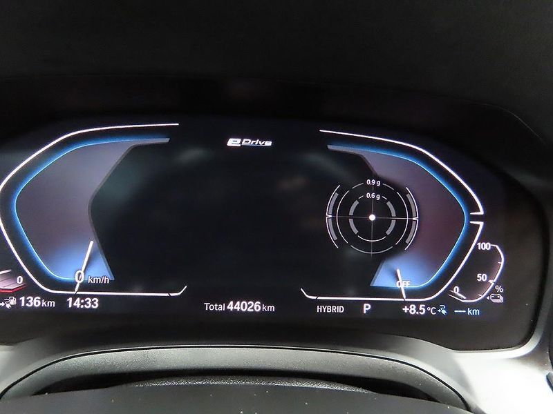 2022 BMW 3 Series 320e M Sports photo 8