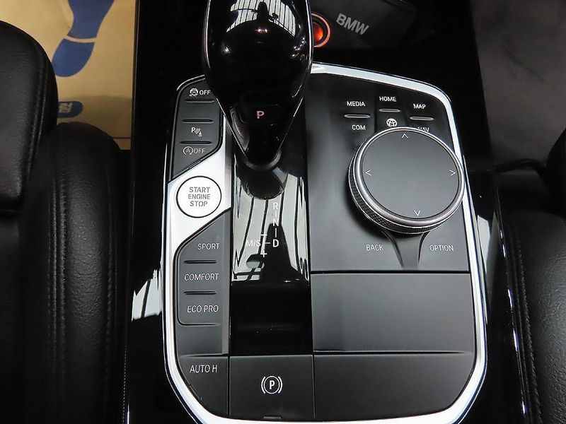 2021 BMW 2 Series 220i Advantage photo 15
