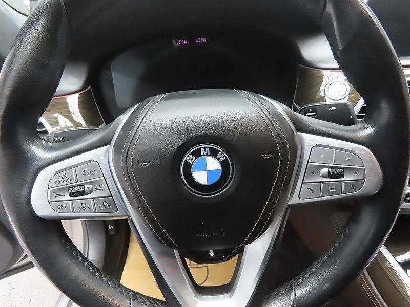 2021 BMW 7 Series 745Le iPerformance Design Pure Excellence photo 12