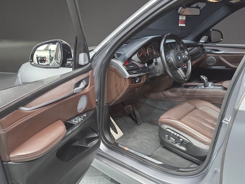2015 BMW X5 xDrive M50d photo 10