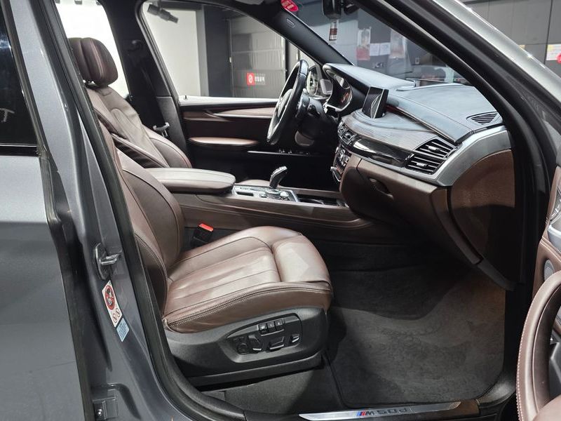 2015 BMW X5 xDrive M50d photo 12