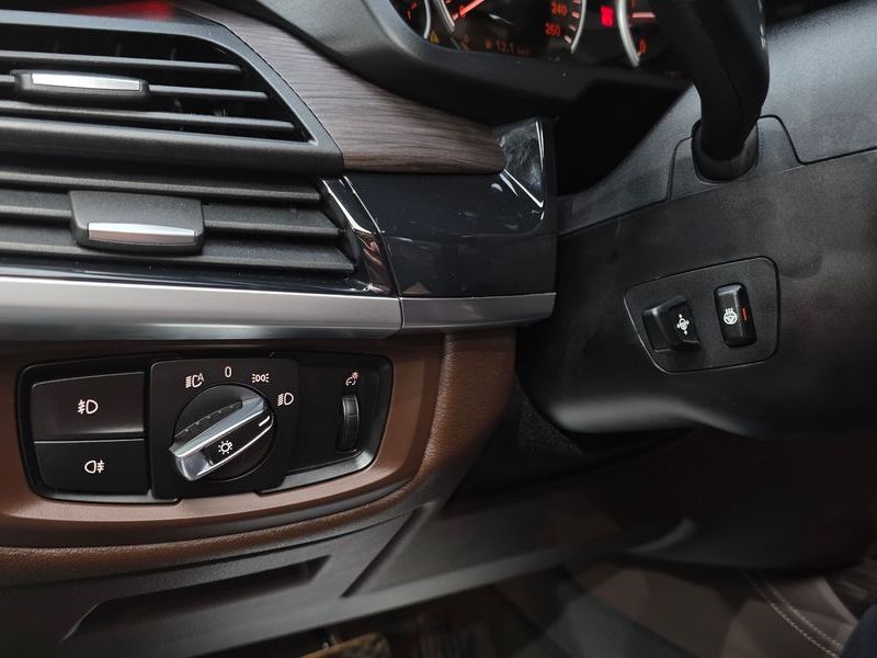 2015 BMW X5 xDrive M50d photo 16