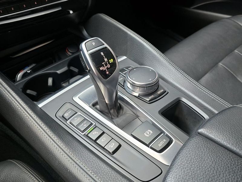 2018 BMW X6 xDrive 30d photo 9