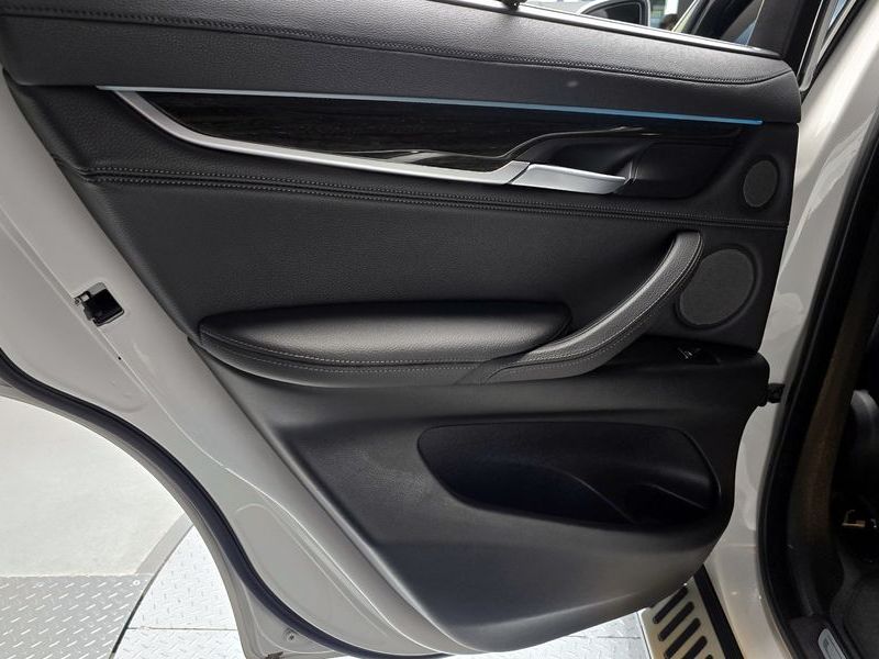 2018 BMW X6 xDrive 30d photo 25