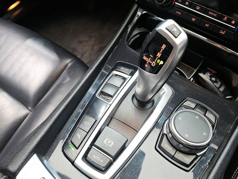2017 BMW 5 Series GT ED Edition photo 9