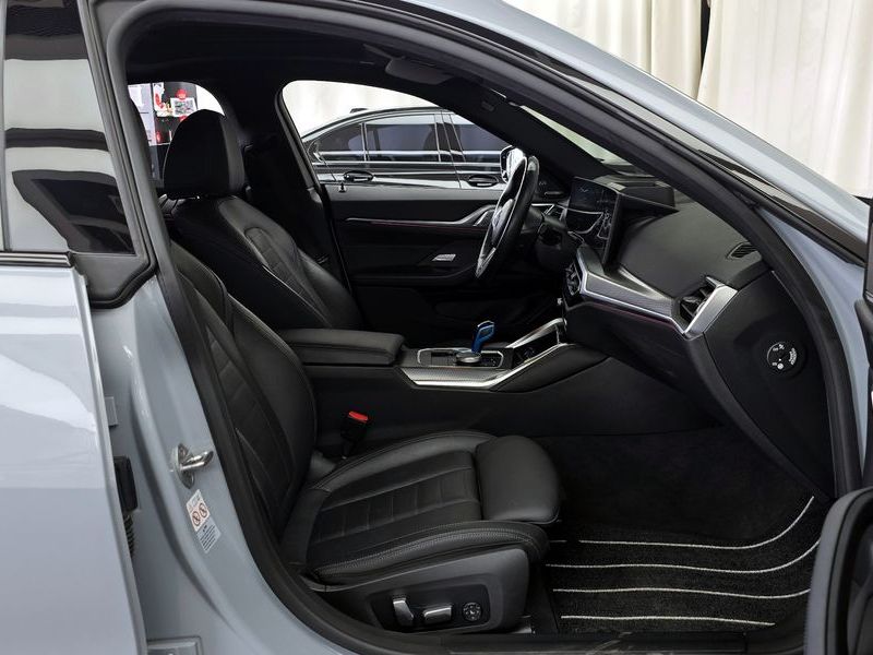2023 BMW i4 M50 photo 12