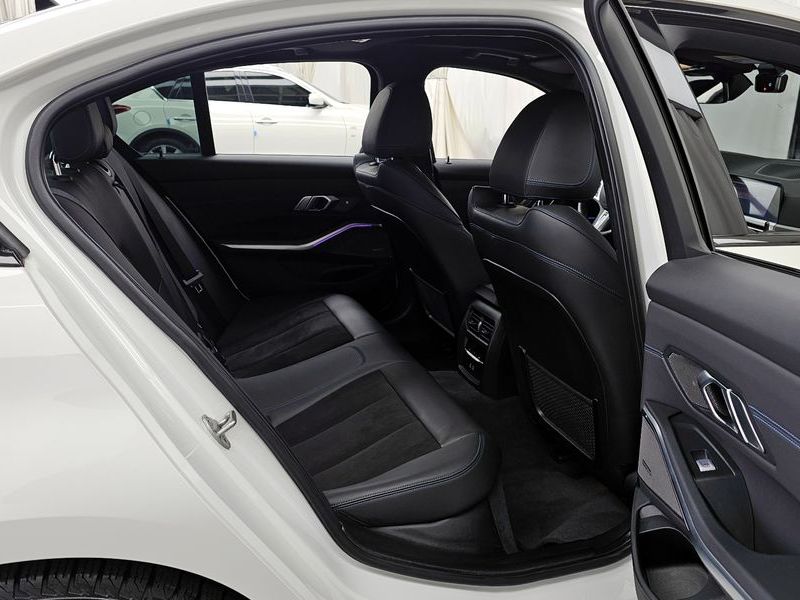 2021 BMW 3 Series 320i M Sport photo 12