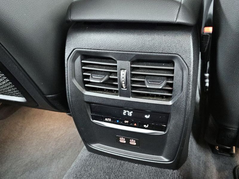 2021 BMW 3 Series 320i M Sport photo 19