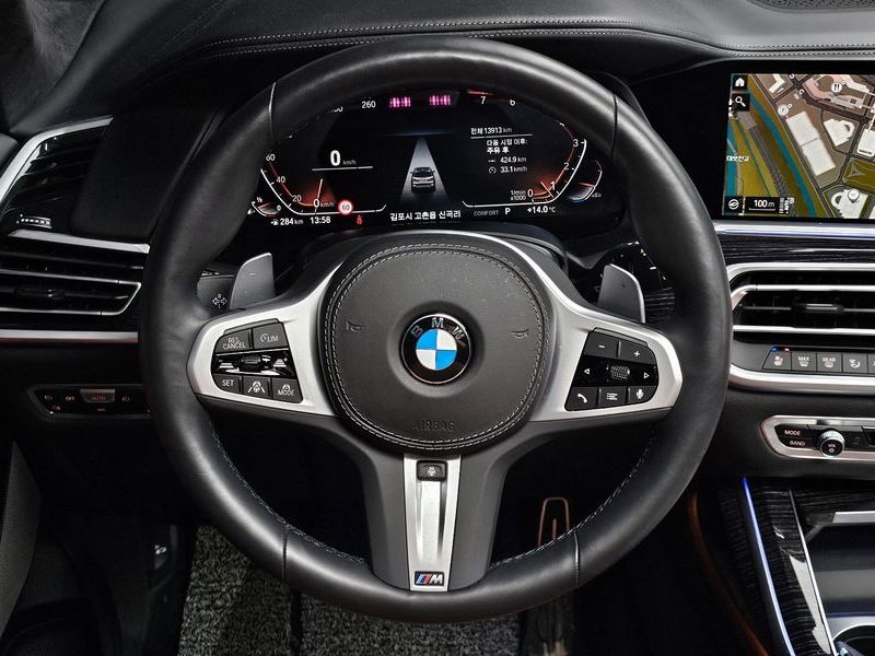 2022 BMW X7 xDrive 40i M Sport 6STR photo 14