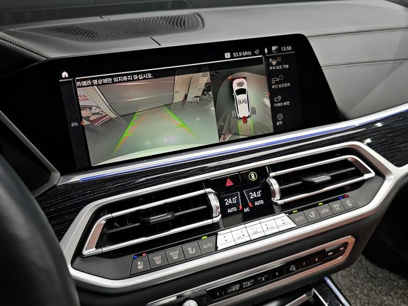 2022 BMW X7 xDrive 40i M Sport 6STR photo 17