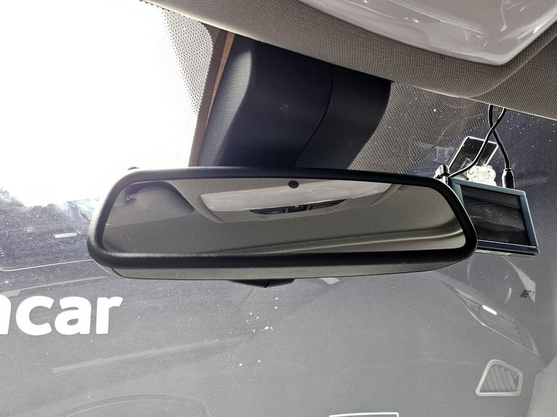 2018 BMW 3 Series 320d photo 16