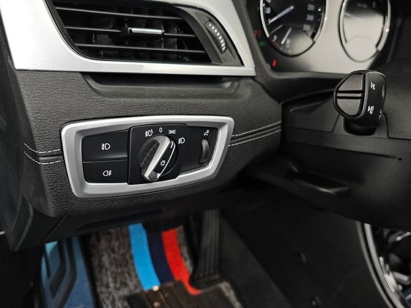 2022 BMW X1 xDrive 20i M Sport photo 18