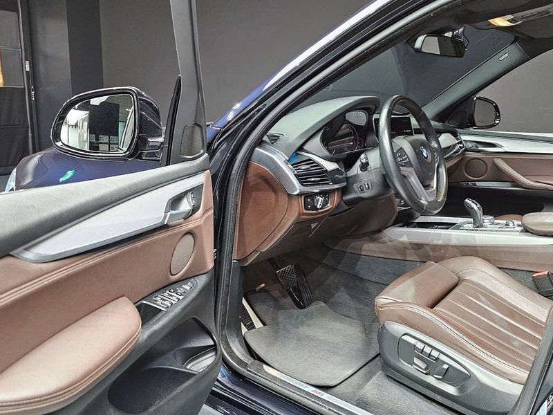 2018 BMW X5 xDrive 30d M Sport package photo 11