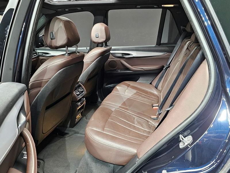 2018 BMW X5 xDrive 30d M Sport package photo 12