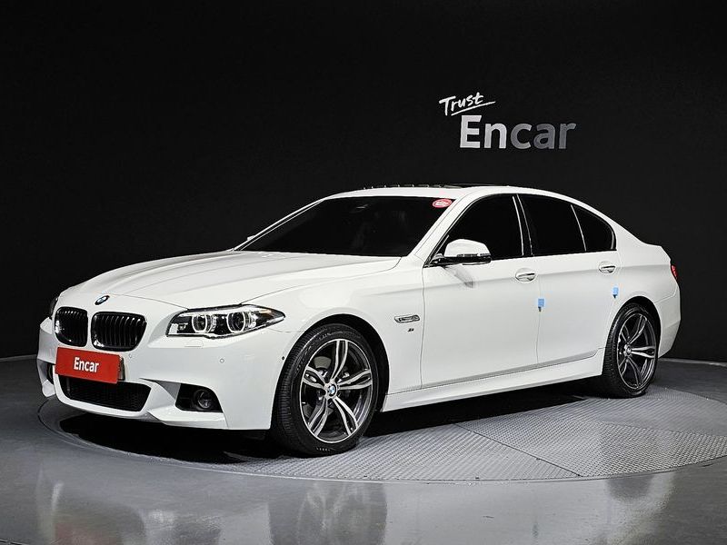 2016 BMW 5 Series 520d M Aero Dynamic photo 1