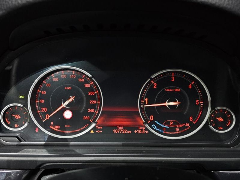 2016 BMW 5 Series 520d M Aero Dynamic photo 8