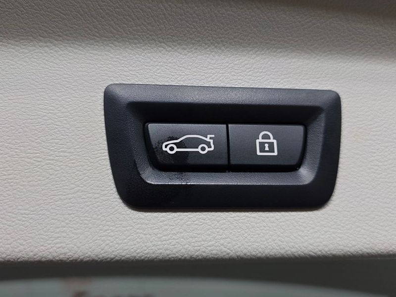 2022 BMW X3 xDrive 20d photo 17