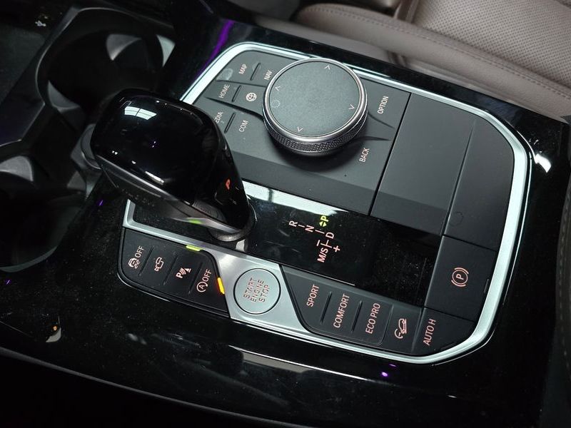 2024 BMW X3 xDrive 20i M Sports Pro photo 9