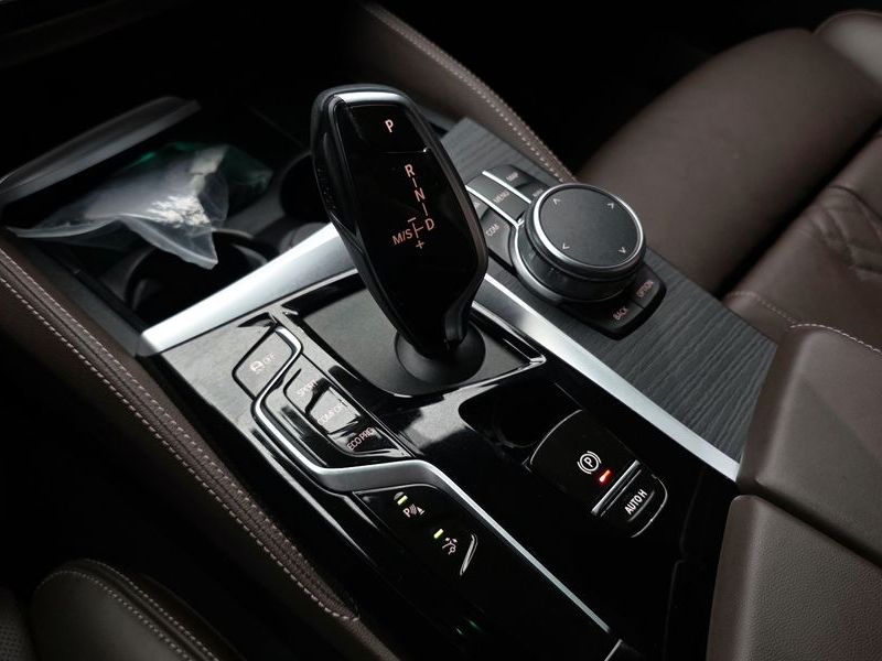 2022 BMW 6 Series 620d xDrive M Sport photo 9