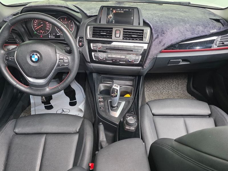 2017 BMW 1 Series 118d Sport 5Door photo 7
