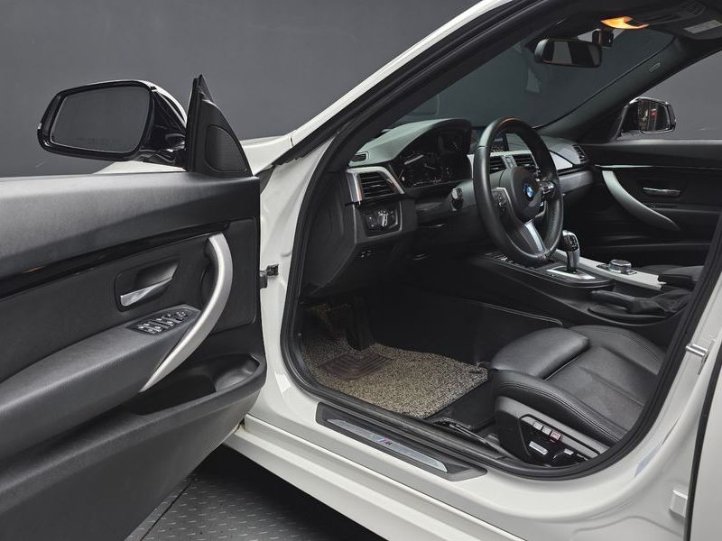 2020 BMW 3 Series GT 320d M Sport Premium photo 10