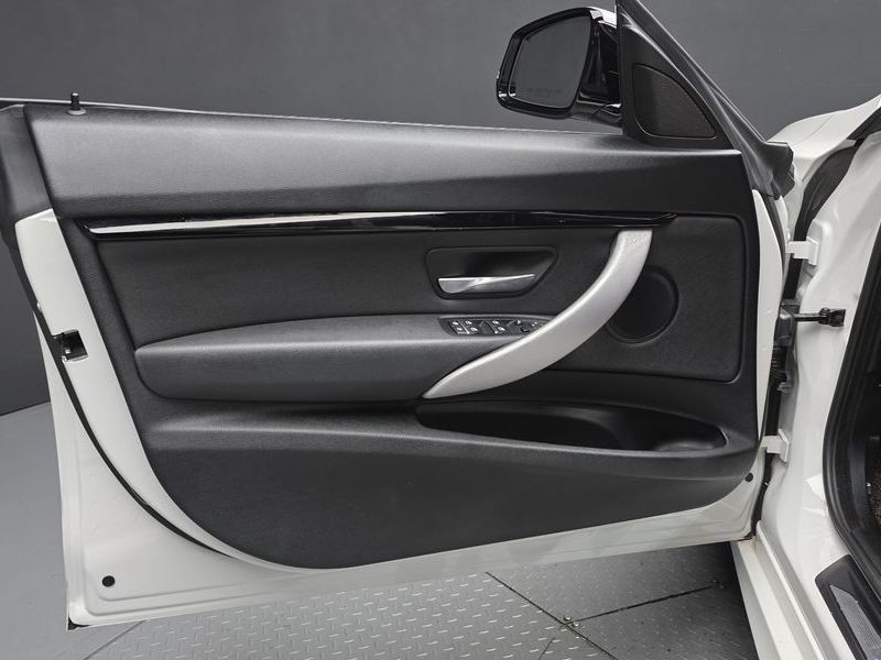 2020 BMW 3 Series GT 320d M Sport Premium photo 24