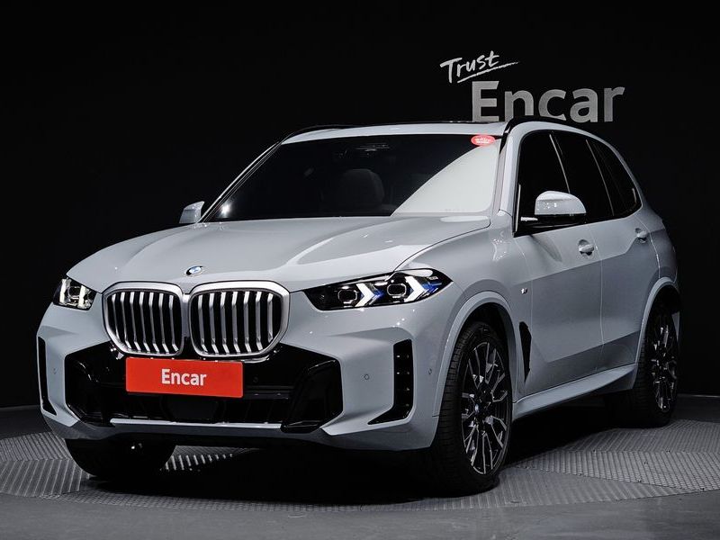 2026 BMW X5 xDrive 30d M Sport photo 1