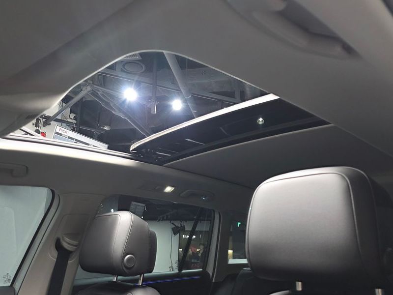 2024 Volkswagen Tiguan 2.0 TDI Prestige photo 17