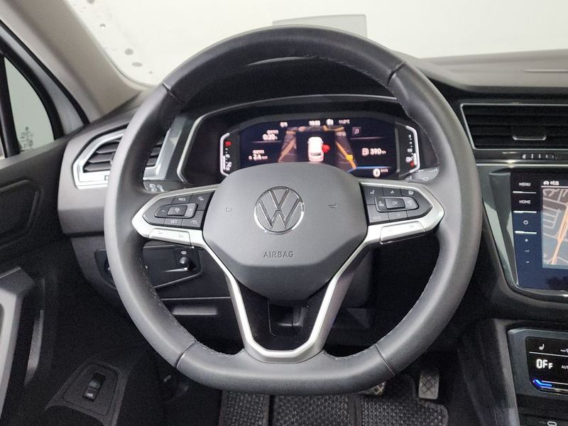 2024 Volkswagen Tiguan 2.0 TDI Prestige photo 12