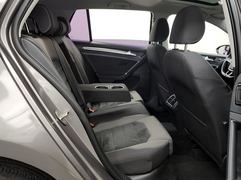2013 Volkswagen Golf 2.0 TDI photo 12
