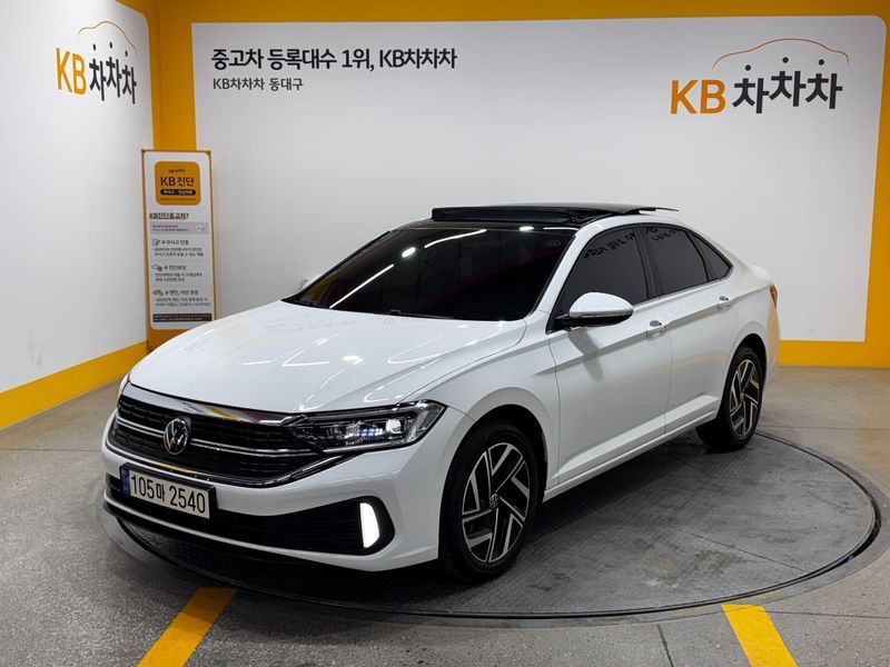 2023 Volkswagen Jetta 1.5 TSI Prestige photo 1